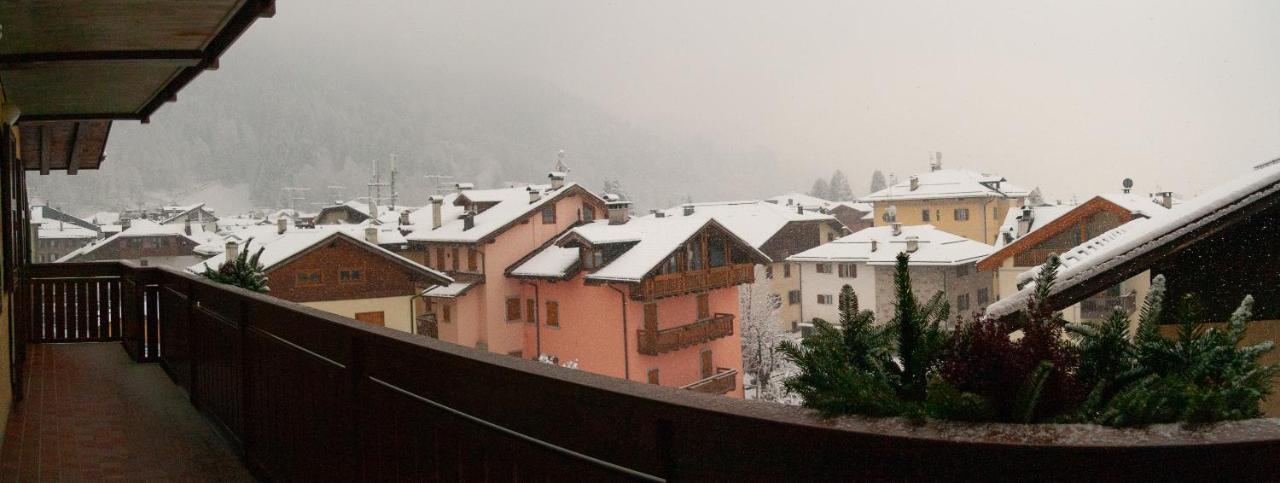 Residenza Marconi Aparthotel Pinzolo Kültér fotó